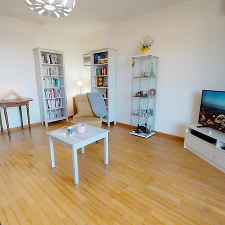 Saint Josse 3 Apartment